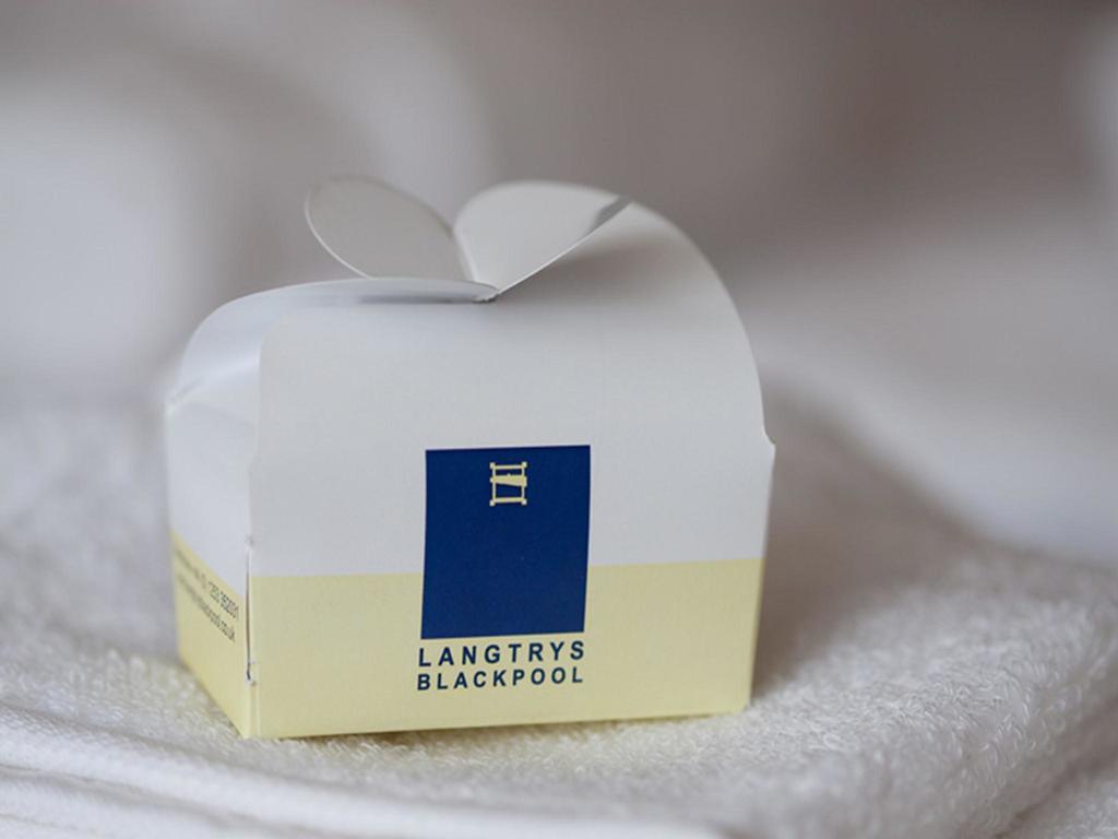 ブラックプール Langtrys Bed & Breakfast エクステリア 写真
